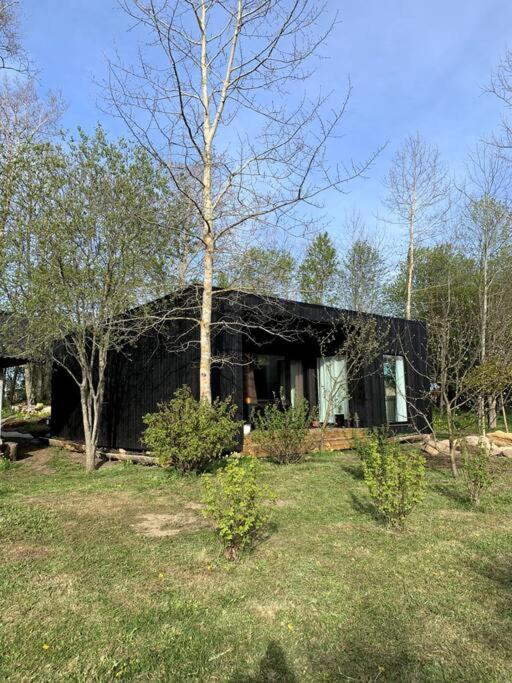 Small Cozy 3-Room House With Terrace & Large Garden Ilmandu Exterior foto