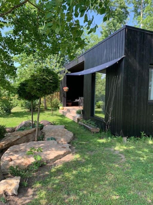Small Cozy 3-Room House With Terrace & Large Garden Ilmandu Exterior foto